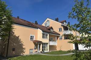 Helle 3-Zimmerwohnung zentral in Murnau – Die vollständige Adresse der Immobilie erhältst du vom Anbieter., 82418 Murnau am Staffelsee – Vorschaubild 1