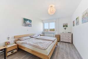 Neu-Ulm/Ludwigsfeld: Sanierte 4,5-Zimmer-Wohnung mit Alpen- und Münsterblick – Die vollständige Adresse der Immobilie erhältst du vom Anbieter., 89231 Neu-Ulm – Vorschaubild 8