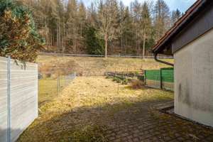 Charmante Doppelhaushälfte mit Potenzial - Wohnen mit Charakter und Gartenidylle – Die vollständige Adresse der Immobilie erhältst du vom Anbieter., 98528 Schmiedefeld am Rennsteig – Vorschaubild 6