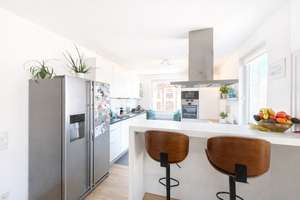Urban & lebendig: Großzügige Maisonette mit Dachterrasse und guter Verkehrsanbindung nahe Volkspark – Die vollständige Adresse der Immobilie erhältst du vom Anbieter., 22761 Bahrenfeld, Hamburg – Vorschaubild 4
