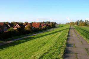 Ferienhaus im Bungalowstil, unten: 3 Zimmer, Bad, oben: Studio, WC, neue Heizung 2026! – Lange Drift 77a, 26434 Wangerland – Vorschaubild 15