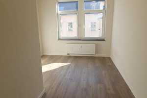 Große Wohnung mit Balkon und Einbauküche am Sonnenberg – Hainstr. 55, 9130 Chemnitz – Vorschaubild 15