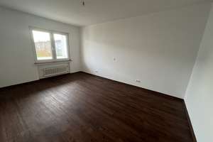 Klein Fein Mein ! 2 Zi.- Whng. - modernes Duschbad mit Fenster und Balkon - Duisburg – Beethovenstr. 7, 47226 Rheinhausen-Mitte, Duisburg – Vorschaubild 8
