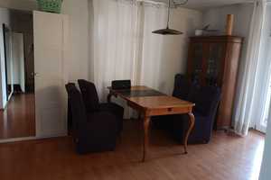 Vollmöblierte befristete 3-Zimmer-Wohnung mit Einbauküche in Augsburg – Vogelmauer 33, 86152 Augsburg – Vorschaubild 3