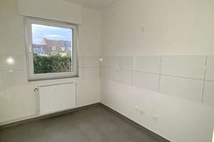 Sanierte, Licht durchflutete Wohnung am Marktplatz von Rheindahlen – Die vollständige Adresse der Immobilie erhältst du vom Anbieter., 41179 Rheindahlen-Mitte, Mönchengladbach – Vorschaubild 7