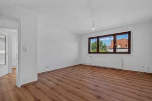 Renovierungsbedürftige Doppelhaushälfte mit Garten in ruhiger Lage von Neureut – Die vollständige Adresse der Immobilie erhältst du vom Anbieter., 76149 Neureut, Karlsruhe – Vorschaubild 17