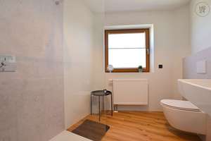 Erstbezug- Exklusiv, hell und modern möblierte 2,5-Zimmerwohnung mit Wlan und Balkon – 97084 Heidingsfeld, Würzburg – Vorschaubild 4