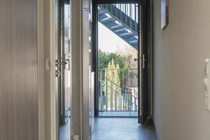 Zentrumsnahe, komplett möblierte 1-Zimmer-Wohnung mit TG-Stellplatz und Internet – Regensburger Straße 41, 85055 Nordost, Ingolstadt – Vorschaubild 8