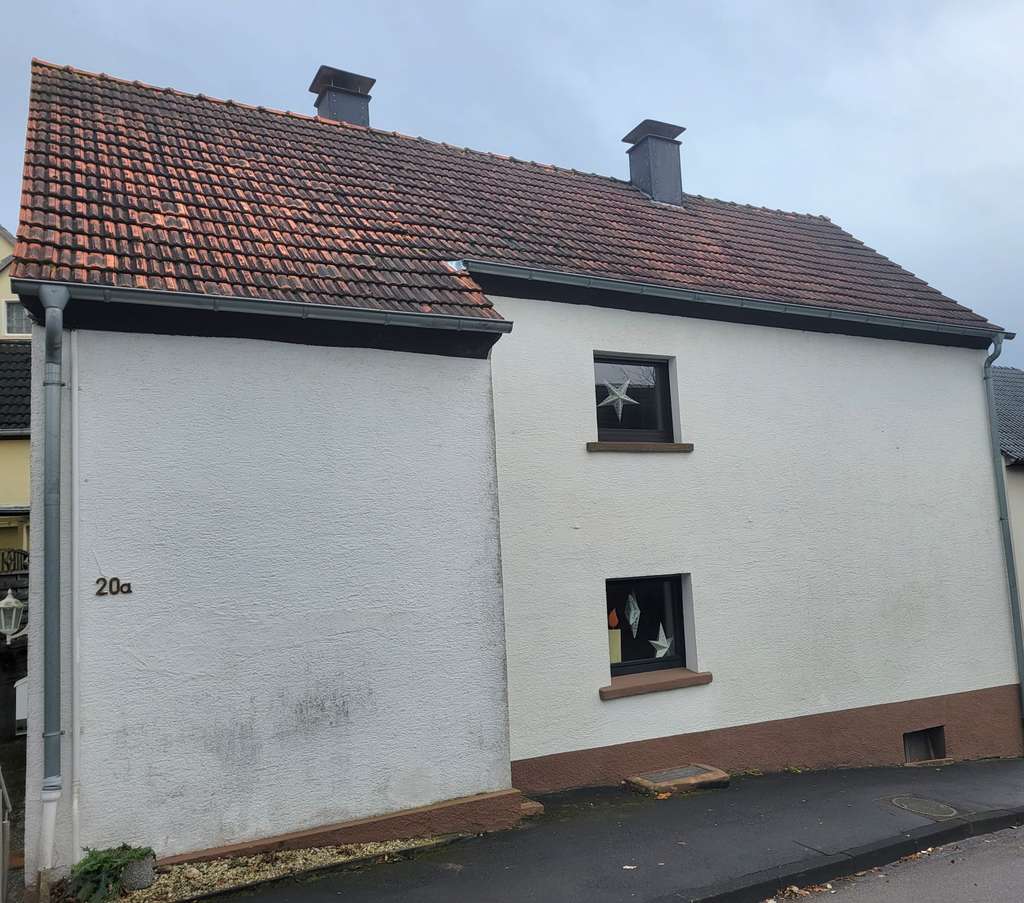 Immobilie in Hemer - Geräumiges 7-Zimmer-Haus mit Garage in Hemer-Deilinghofen! - Bild 2