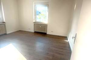 Mitten in der Essener Innenstadt - helle 2-Zimmer-Wohnung mit Tageslichtbad