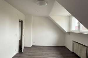 Helle 3,5-Zimmer Wohnung im Musikantenviertel Benrath – Die vollständige Adresse der Immobilie erhältst du vom Anbieter., 40593 Benrath, Düsseldorf – Vorschaubild 9