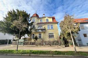 Charmante Stadtvilla mit drei großen Wohnungen – Die vollständige Adresse der Immobilie erhältst du vom Anbieter., 72762 Reutlingen-Mitte, Reutlingen – Vorschaubild 2