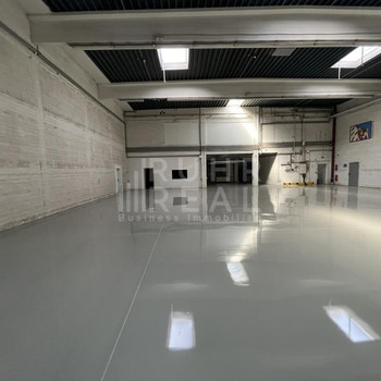 Attraktive Hallenfläche in Ratingen | optimale Lage | modernisierte Hallenfläche