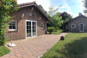 Exclusive Landhausvilla mit 2 ELW, parkähnlichem Garten, Nebengebäuden – Lechenicher Str. 4, 50374 Erftstadt – Vorschaubild 7