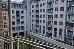 Gepflegte 2,5-Zimmer Wohnung im 4. OG mit Balkon in Hamburg-Neustadt – ABC Straße 44-46, 20354 Neustadt, Hamburg – Vorschaubild 2