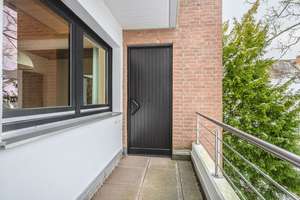 Soers!
Bezugsfreie Dreizimmerwohnung mit eigener Garage in Aachens TOP-Wohnlage – Die vollständige Adresse der Immobilie erhältst du vom Anbieter., 52070 Soers, Aachen – Vorschaubild 15