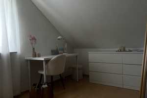 Dachappartment in ruhiger Feldrandlage von Wiesbaden-Erbenheim gesucht? Ideal für Singels ! – Sigismundstr. 16, 65205 Wiesbaden – Vorschaubild 5