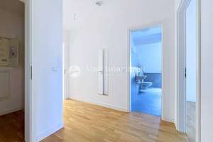 Stilvolle 3-Zimmer-Dachgeschosswohnung mit Terrasse in Top-Zustand, Johannisthal! – Trützschlerstr. 11, 12487 Johannisthal, Berlin – Vorschaubild 15