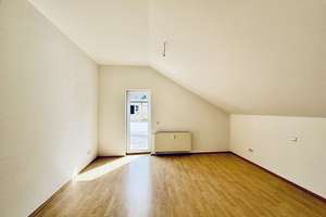 AS IMMOBILIEN: Repräsentative 3-Familien-Villa | Großzügiges Wohnen in bester Lage - Niederwalluf – Die vollständige Adresse der Immobilie erhältst du vom Anbieter., 65396 Walluf – Vorschaubild 22