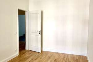 Frisch sanierte 4-Raum-Wohnung mit gehobener Innenausstattung mit Balkon in Köln Sülz – Arnulfstr. 4, 50937 Sülz, Köln – Vorschaubild 2