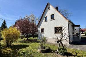 Gepflegtes Haus mit tollem Garten in Kochendorf – Die vollständige Adresse der Immobilie erhältst du vom Anbieter., 74177 Bad Friedrichshall – Vorschaubild 1