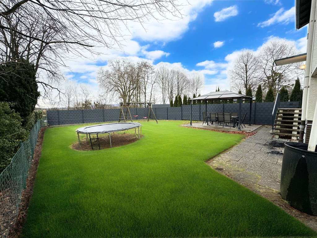 Immobilie in Emmerthal - Doppelhaushälfte mit schönem Grundstück in Ohr - Bild 1