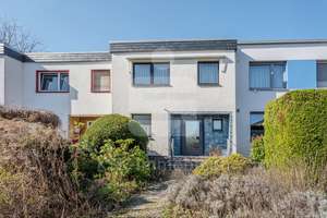Mehr als nur ein Zuhause – Reihenmittelhaus mit Garten und Perspektive. – Die vollständige Adresse der Immobilie erhältst du vom Anbieter., 50374 Erftstadt – Vorschaubild 1