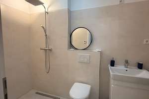 Mietzins& Afa: bezugsfreies 54 m² NEUBAU LOFT mit Terrasse, Aufzug& Ost/Süd Ausrichtung – Huttenstraße 71, 10553 Moabit, Berlin – Vorschaubild 14