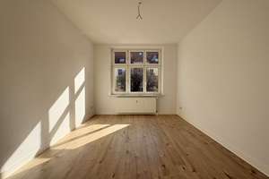 sanierte 4 Zimmer-Wohnung mit modernem Bad + Balkon! – Schäfferstraße 24, 39112 Leipziger Straße, Magdeburg – Vorschaubild 2