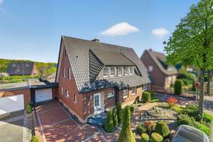 Großzügig wohnen – mit Kamin, Garten und ganz viel Freiheit in Ibbenbüren – Die vollständige Adresse der Immobilie erhältst du vom Anbieter., 49477 Ibbenbüren – Vorschaubild 1