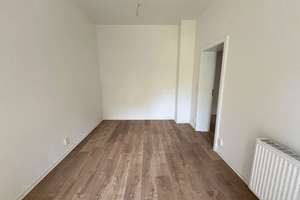 Helle Wohnung mit Balkon und Wohlfühlcharakter in Ebersdorf – Am Schnellen Markt 11, 9131 Ebersdorf, Chemnitz – Vorschaubild 9