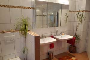 Bielefeld-BRAKE! Mehrfamilienhaus/ EFH + großer Garten, 200qm Wohnfläche für bis zu 3 Familien – Die vollständige Adresse der Immobilie erhältst du vom Anbieter., 33729 Heepen, Bielefeld – Vorschaubild 17