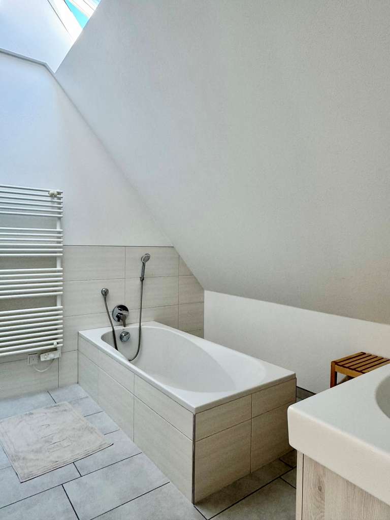 Immobilie in Rülzheim - Attraktive moderne Wohnung mit großem Balkon - in ruhiger Lage - Bild 4