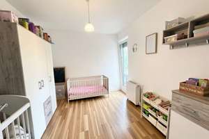 Helle 3-Zimmer-Wohnung in ruhiger Lage, Keller, Tiefgarage, Abstellkammer, nähe Kuhsee – Die vollständige Adresse der Immobilie erhältst du vom Anbieter., 86163 Hochzoll-Süd, Augsburg – Vorschaubild 6