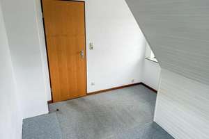 Doppelhaushälfte mit Vollkeller und Garage in Kronshagen – Die vollständige Adresse der Immobilie erhältst du vom Anbieter., 24119 Kronshagen – Vorschaubild 14