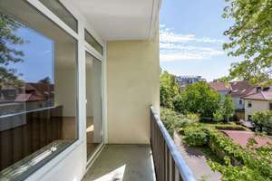 Bezugsfreie 3-Zimmer-Wohnung mit zwei Balkonen und Blick ins Grüne – Die vollständige Adresse der Immobilie erhältst du vom Anbieter., 80687 Sankt Ulrich, München – Vorschaubild 7