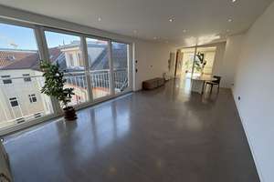 Helle loftartige Dachgeschosswohnung in Friedrichshain, nahe Prenzlauer Berg für mind. 2 Jahre – Heidenfeldstraße 7, 10249 Friedrichshain, Berlin – Vorschaubild 3