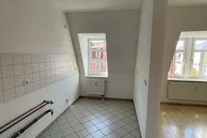 Charmante Dachgeschoss-Wohnung mit Balkon in Löbtau – Zwei Zimmer, ruhige Lage – Gohliser Straße 14, 1159 Löbtau-Nord, Dresden – Vorschaubild 9