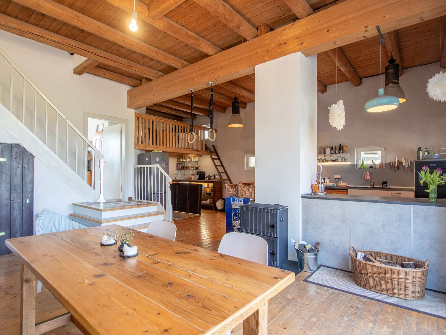 Immobilie in Spenge - Landpartie! Umfassend saniertes Landhaus mit großem Gartengrundstück vor den Toren Bielefelds - Bild 12