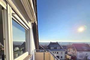 Helle 3–4 Zimmer Wohnung mit Kamin, Südbalkon & Blick über Stuttgart – Die vollständige Adresse der Immobilie erhältst du vom Anbieter., 70439 Stammheim-Süd, Stuttgart – Vorschaubild 2