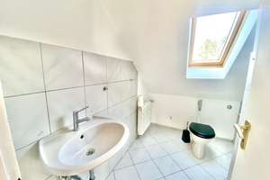 🌿 Gemütliche Dachgeschosswohnung mit Charme – Nur für Studenten!! ✨ – Dreizehnlindenstr. 22, 44803 Laer, Bochum – Vorschaubild 9