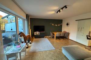 Gepflegtes Reihenmittelhaus mit 6 Zimmern in Au in der Hallertau – Die vollständige Adresse der Immobilie erhältst du vom Anbieter., 84072 Au in der Hallertau – Vorschaubild 2