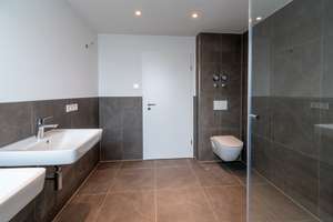 Property thumbnail 18