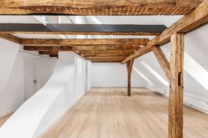 Exklusive Dachgeschosswohnung mit Loftcharakter - Rarität in Toplage von München – Die vollständige Adresse der Immobilie erhältst du vom Anbieter., 80469 Gärtnerplatz, München – Vorschaubild 2