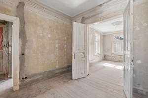 Rohdiamant im Herzen von Ottensen: Stilaltbau mit 4 Zimmern & großem Ausbaupotenzial – Die vollständige Adresse der Immobilie erhältst du vom Anbieter., 22763 Ottensen, Hamburg – Vorschaubild 15