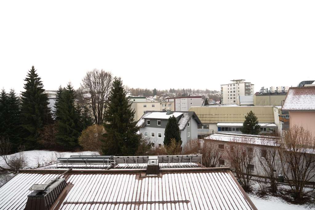 Immobilie in Lindenberg im Allgäu - Vermietete 2-Zimmer-Wohnung mit Balkon & Stellplatz – zentrumsnah - Bild 0