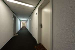 Bezugsfrei nach Modernisierung: 2-Zimmer-Wohnung mit Balkon & Domblick im Uni-Center Köln! – Luxemburger Str. 124-136, 50939 Sülz, Köln – Vorschaubild 23