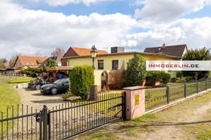 IMMOBERLIN.DE - Charmantes Haus mit großem Garten, Sonnenterrasse + Tiefgarage – Teltow-Fläming (Kreis) – Vorschaubild 4