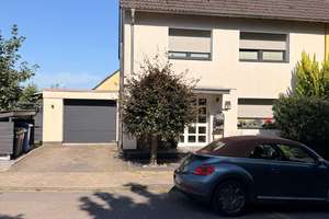 Viel Platz für Ihre Ideen: Großzügiges Doppelhaus in Waldrandlage in Schönebeck – Liesenkotten 13, 45359 Schönebeck, Essen – Vorschaubild 1