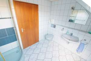 Helle 3 Zimmer-DG-Wohnung mit attraktivem Schnitt am beliebten Mattlerbusch – Obere Holtener Straße 81, 47167 Röttgersbach, Duisburg – Vorschaubild 10